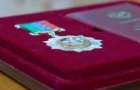 Президентські “медальки” одержали “свої”