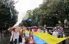 Хмельницьким пройшов марш вишиванок на День Незалежності