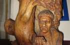 У Хмельницькому презентували унікальну виставку дерев’яних скульптур козацької доби