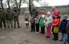 Педагоги однієї зі шкіл Донецької області подякували військовослужбовцям із Кам’янця-Подільського