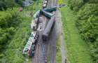 На Хмельниччині зіткнулись два потяги: 6 постраждалих