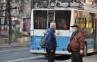 Хмельницький запустить додаткові автобуси і тролейбуси, щоб возити “платних” пасажирів