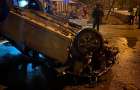 Жахлива аварія у Кам’янці-Подільському: автівка знесла терасу кафе, загинуло двоє людей. Водій та ще одна пасажирка – в лікарні
