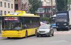 Хмельничани підтримали е-петицію про скасування підвищення вартості проїзду у маршрутках і тролейбусах