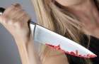 У Новоушицькій ОТГ жінка під час сімейної сварки ледь не зарізала кухонним ножем цивільного чоловіка