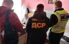 На Хмельниччині викрили лікаря-травматолога, котрий налагодив схему виготовлення фальсифікованих COVID-сертифікатів