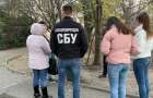Мешканка Хмельниччини, вигадавши історію про зв’язки в антикорупційній прокуратурі, хотіли видурити 40 тис. дол.