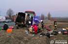 На Хмельниччині в ДТП потрапив мікроавтобус з переселенцями з Дніпра: 7 осіб загинуло