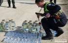 На Дунаєвеччині поліцейські знищили майже тонну самогону