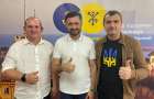 Міські голови Хмельницького та Маріуполя презентували центр «Я-Маріуполь»