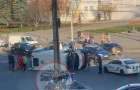 У центрі Хмельницького ДТП – перекинувся автомобіль швидкої допомоги