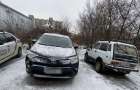 У Хмельницькому пошкодили два автомобілі «Toyota» – поліція шукає свідків аварії