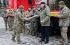 Військові з Кам’янця-Подільського отримали автомобіль від норвезьких  благодійників