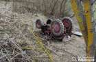 На Хмельниччині перекинувся трактор «Т-25», водій загинув на місці події