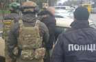 Правоохоронці Хмельниччини викрили схему переправлення за кордон ухилянтів від армії