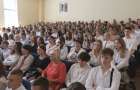 Перший урок по відеозв’язку для двох навчальних закладів Хмельниччини провів президент України