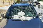 У Хмельницькому водій відсудив у ОСББ понад 100 тисяч гривень за пошкоджене брилою снігу авто
