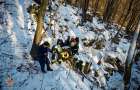 На Хмельниччині рятувальники дістали з 20-метрової прірви Дністровського каньйону 65-річного чоловіка