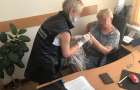 У Хмельницькому суд оштрафував на 68 000 грн ексчиновницю, яку звинувачували у зловживанні службовим становищем