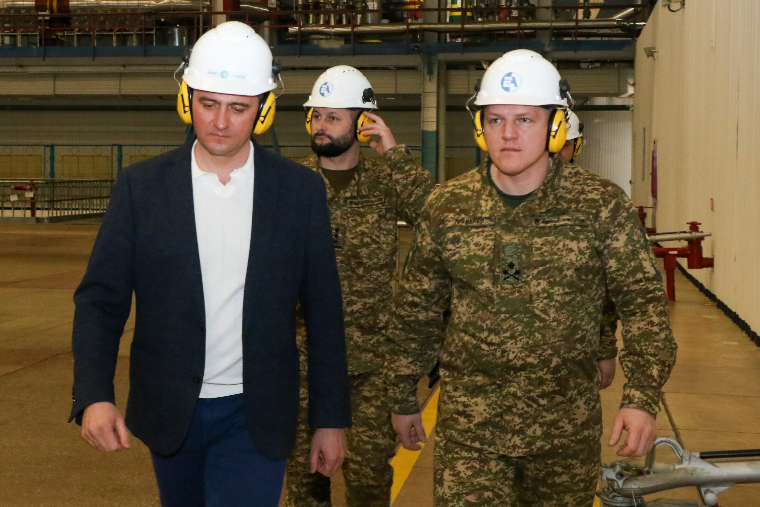 Командувач Нацгвардії України відвідав Хмельницьку АЕС - Незалежний ...