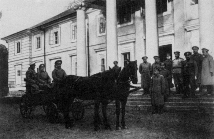 Палац у Лісоводах на Хмельниччині: містика, історія та забуття