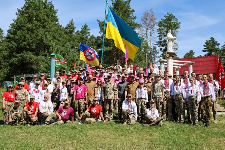На Хмельниччині стартував обласний етап гри «Джура-2025»: молодь вчиться, змагається й гуртується