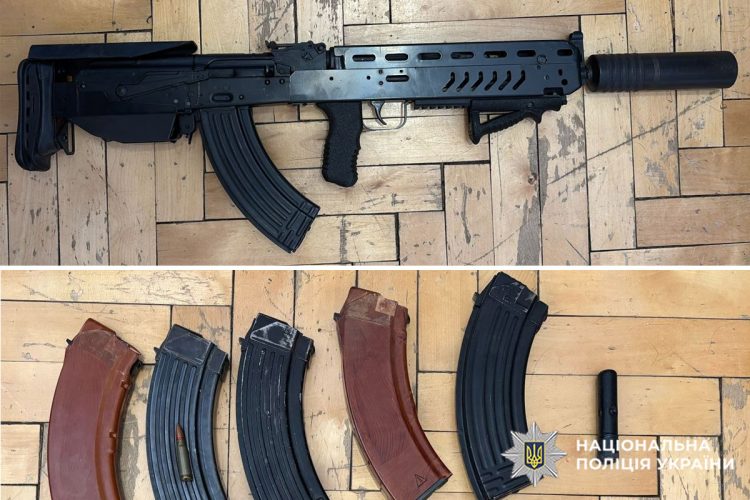 У Хмельницькому затримали чоловіка, який за 14 тисяч доларів переправляв ухилянтів через кордон