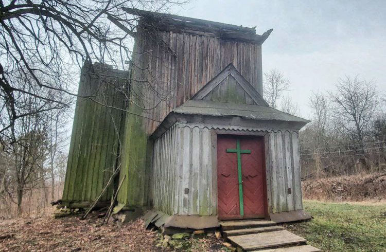 На Хмельниччині майже зруйнувався унікальний дерев’яний храм XVIII століття — без реакції влади й церков