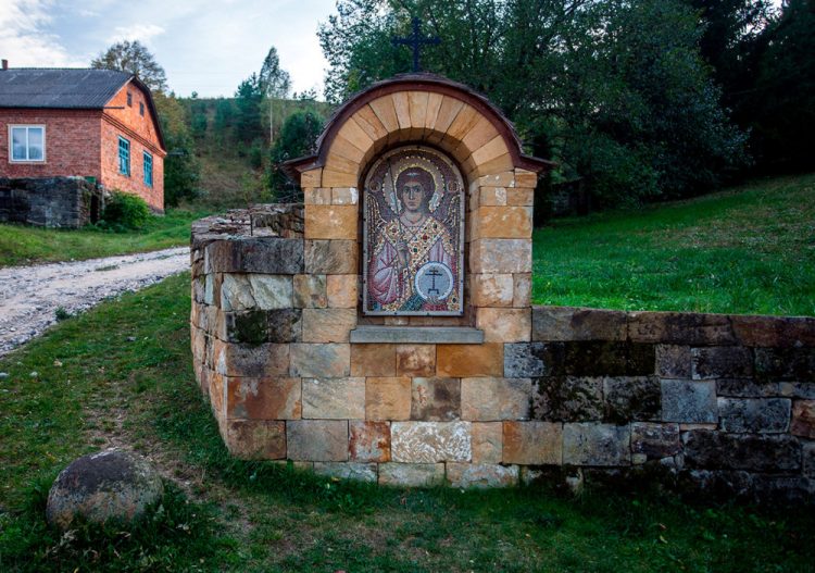 Унікальний дерев’яний храм Хмельниччини, який зберіг дух давнього Поділля