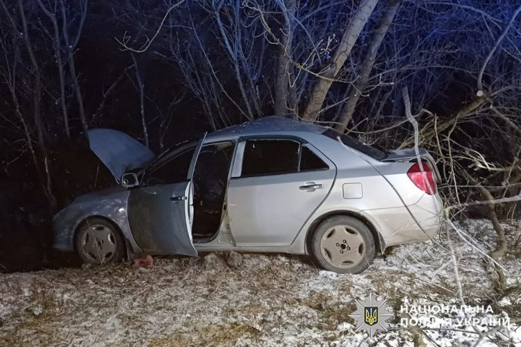 На Хмельниччині внаслідок ДТП загинула 51-річна жінка