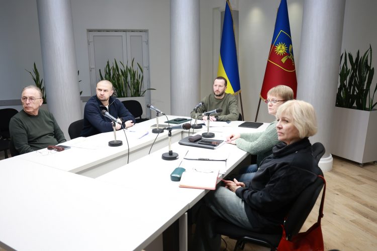 На Хмельниччині через очікуване похолодання опалювальний сезон завершувати не планують