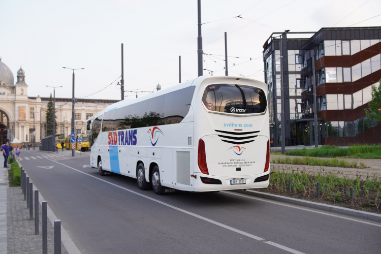 Прага–Львів автобусом: швидкий шлях до Західної України