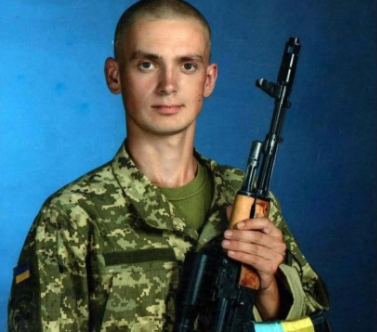 На Хмельниччину повертається захисник, який загинув у перший день повномасштабного вторгнення
