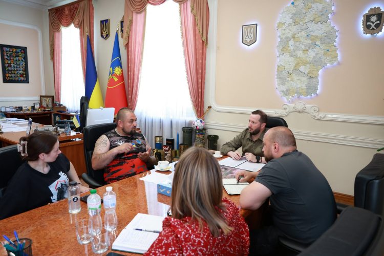 У Хмельницькій ОВА обговорили підготовку Фестивалю ветеранського спорту в обласному центрі