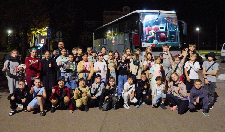 Діти захисників із Хмельниччини проведуть тиждень на відпочинку в Польщі