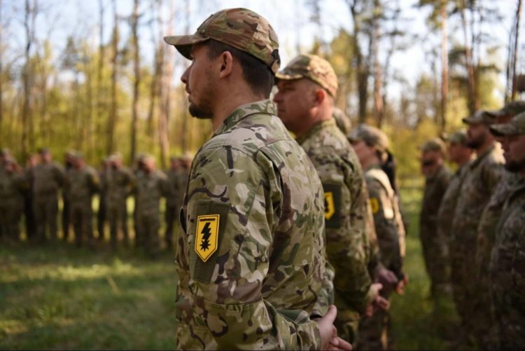 Офіційний шеврон та символіка новоствореної 8-ї артилерійської бригади Гармаш