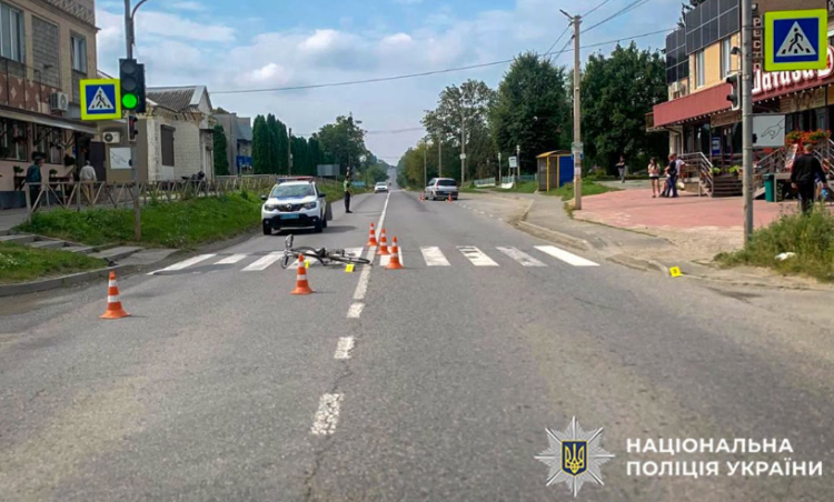 На Кам’янеччині автомобіль збив 14-річного велосипедиста