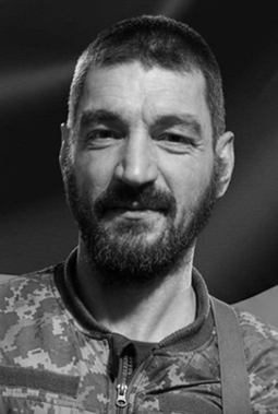«На щиті»: Хмельниччина прощається із десятьма захисниками України