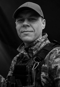 «На щиті»: Хмельниччина прощається із десятьма захисниками України